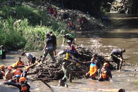 Ini upaya yang dilakukan agar Sungai Amprong di Malang tak banjir lagi