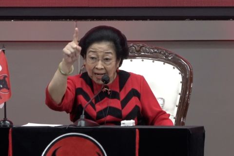 KPK periksa Hasto, Megawati: Masa gak ada kerjaan lain?