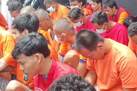 Polrestabes Surabaya bekuk 32 pelaku pencurian spesialis sepeda motor