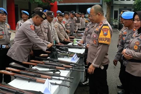 Pastikan keamaan, Polres Ponorogo cek senjata api anggota