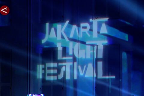 Meriahnya Jakarta Light Festival di Kota Tua sambut tahun baru 2025