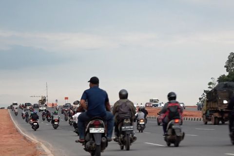 Opsen pajak kendaraan 66 persen tingkatkan pembangunan infrastruktur