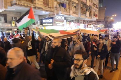 Warga Irak demo dukung Palestina usai kesepakatan gencatan senjata