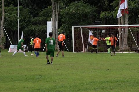 Puluhan tim tampil di turnamen sepak bola Piala Prabowo 2025