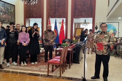 Bercengkrama bersama jurnalis China di Wisma Indonesia Beijing