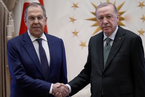 Erdogan bertemu Menlu Rusia dorong perdamaian dengan Ukraina