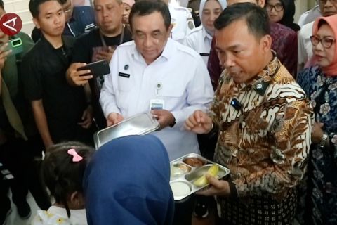 Mendukbangga tinjau simulasi distribusi MBG bagi ibu hamil di Madiun