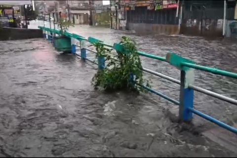 Bandung Raya sampai Sumedang dikepung banjir Sabtu ini