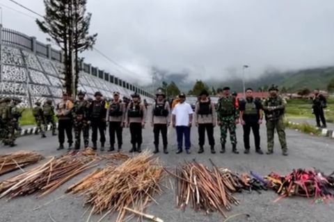 Cegah konflik pilkada, Polres Puncak Jaya tangkap 3 panglima perang