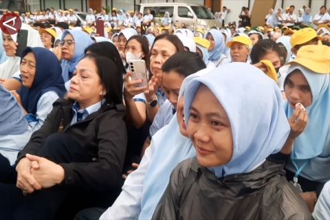 Pemerintah pastikan buruh Sritex segara dipekerjakan kembali