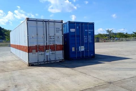 45 Kontainer logistik GT World Asia tiba di Mandalika