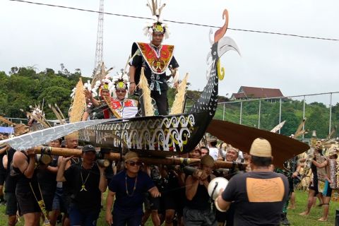 Alut Madang, tradisi sambut tamu agung dari suku Dayak Kenyah Kaltara