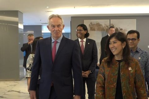 Tony Blair-Menkomdigi bahas percepatan transformasi digital Indonesia