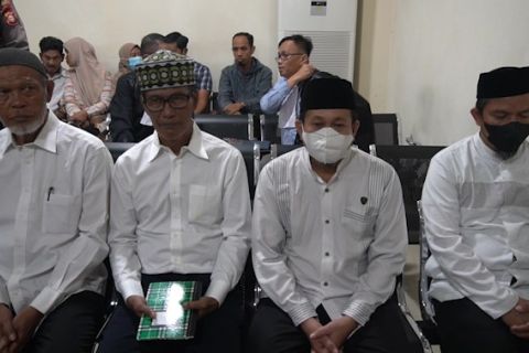 Empat tersangka kasus uang palsu UIN Alauddin hadiri sidang perdana