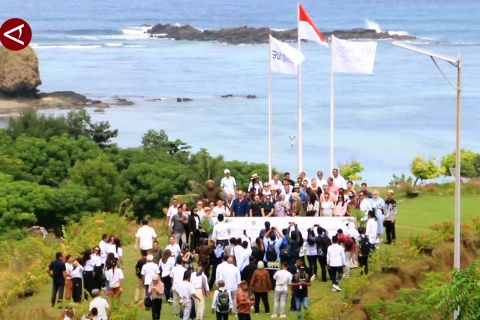 38 delegasi Indonesia Gastrodiplomacy Series tanam pohon di Mandalika