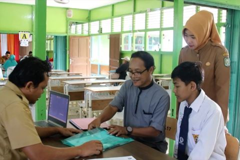 Kuota penerimaan siswa baru di Kalbar capai 97 ribu kursi