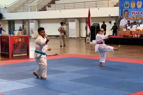 Jaring bibit dan regenerasi karateka di Piala Wali Kota Malang