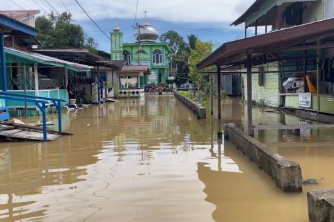 Korban banjir di Bulungan terima bantuan sembako dan alat kebersihan