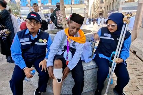 Perjuangan Ali Ismail, penyandang disabilitas yang sampai tanah suci