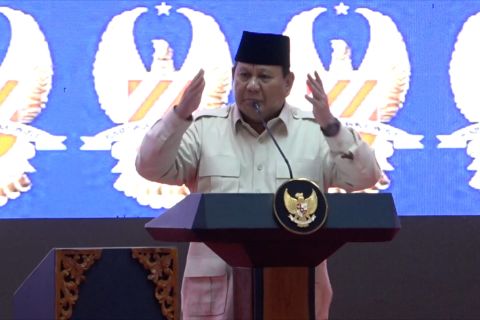 Presiden paparkan program Sekolah Rakyat di depan purnawirawan TNI AD