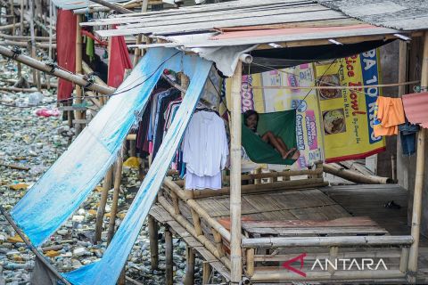 Rentang 10 tahun, penduduk miskin Indonesia turun 2,22 persen