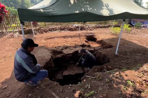 Struktur bata kuno diduga candi ditemukan warga Malang
