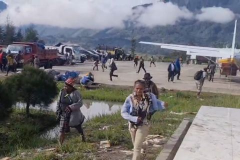 TNI-Polri perketat patroli respons penyerangan Bandara Ilaga oleh KKB