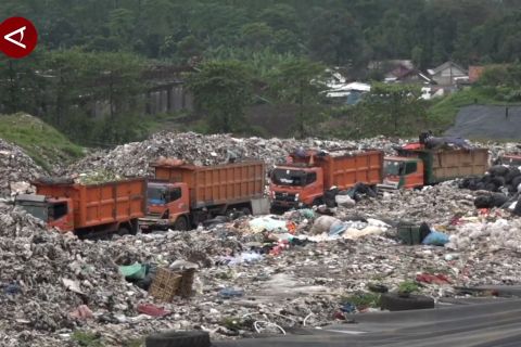 Pramono sebut sampah sebagai harta karun incaran banyak negara