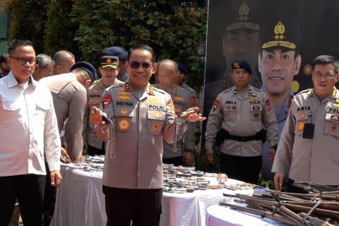 Polda Sumsel musnahkan 614 senpira, alami kenaikan kasus 10 persen