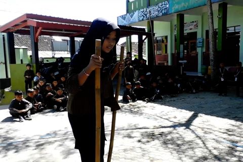 Sambut Hari Anak Nasional dengan menghidupkan permainan tradisional