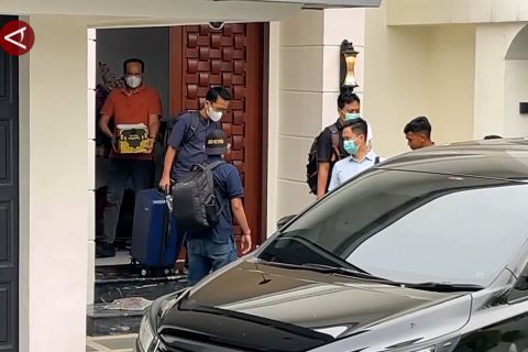 KPK geledah kediaman Kadis PUPR Sumut nonaktif selama 7 jam