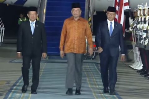 PM Malaysia tiba di Jakarta, disambut Menlu-Mendagri