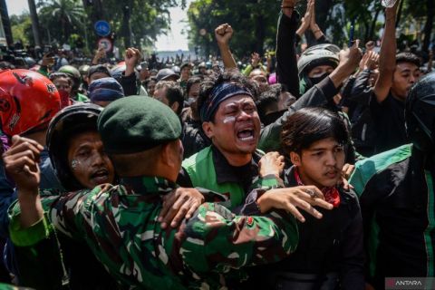 Aksi protes di Mako Brimob Kwitang berlanjut