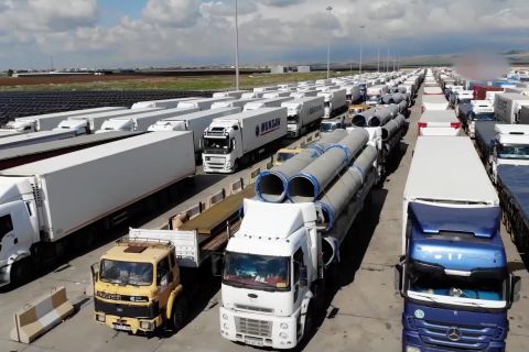 Defisit perdagangan luar negeri Turki mendekati 50 miliar dolar AS