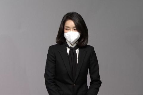 Mantan ibu negara Korsel minta maaf di tengah penyidikan kasus korupsi