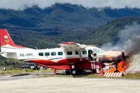 Pesawat Amole Air kecelakaan di Bandara Ilaga, Papua Tengah