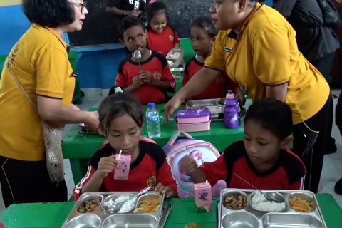 SPPG bertambah, seluruh pelajar Kota Jayapura nikmati MBG di Oktober