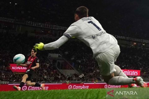 AC Milan rebut puncak klasemen Serie A usai tekuk Napoli 2-1