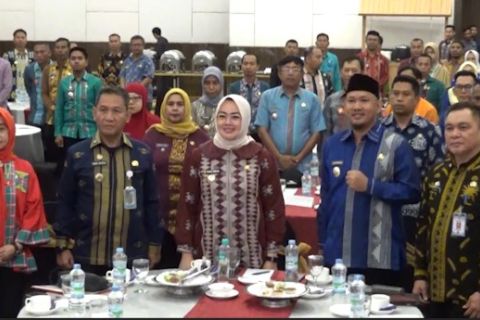 Wali Kota Kendari tuntut Camat & Lurah harus transparan kelola dana