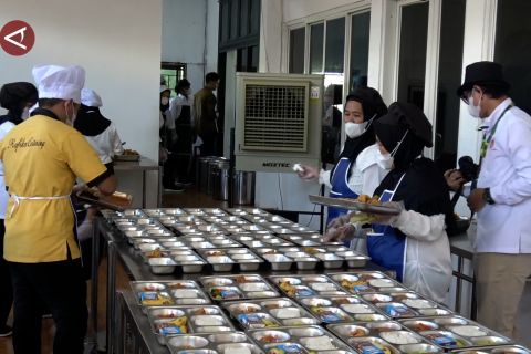 Gubernur Sumsel curigai adanya permainan vendor di dapur MBG