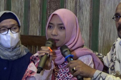 Istri Arya Daru tampil, minta polisi ungkap kasus kedepankan nurani