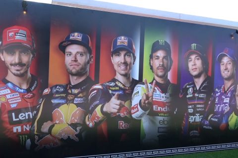 Hari pertama MotoGP Indonesia 2025, para riders lakukan free practice