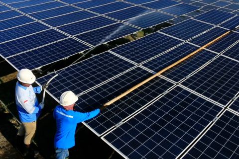 NTB targetkan EBT 25 persen tahun 2034, potensi terbesar dari PLTS