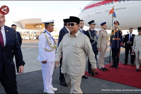 Prabowo tiba di Mesir untuk hadiri KTT Perdamaian Gaza