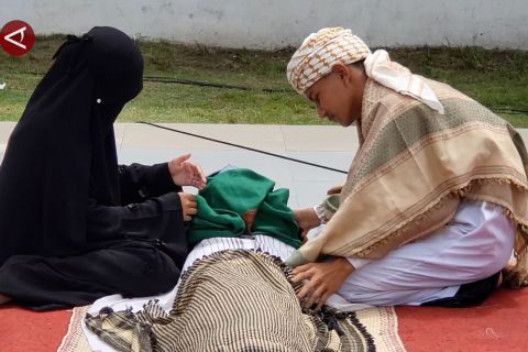 Ribuan santri di Lhokseumawe unjuk keahlian seni dan akademik