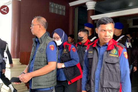 Dugaan korupsi bibit nanas, Kejati Sulsel geledah 2 kantor pemprov