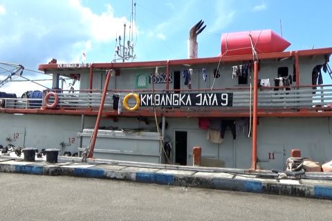 Guspurla Koarmada III amankan kapal pengangkut solar ilegal di Buru