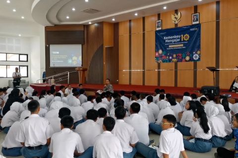 Kemenkeu Mengajar tanamkan literasi keuangan sejak dini di Solo