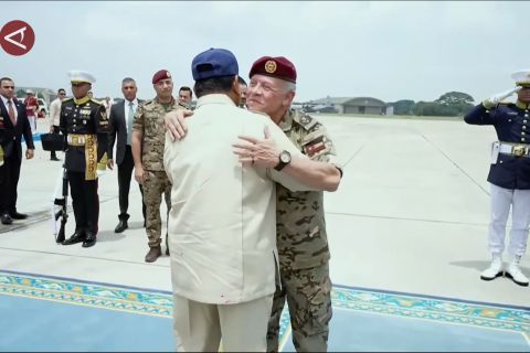 Presiden RI Prabowo lepas kepulangan Raja Yordania di Lanud Halim