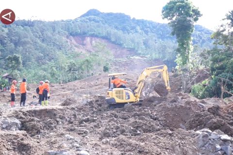 Pencarian korban longsor Situkung, Banjarnegara memasuki hari keempat